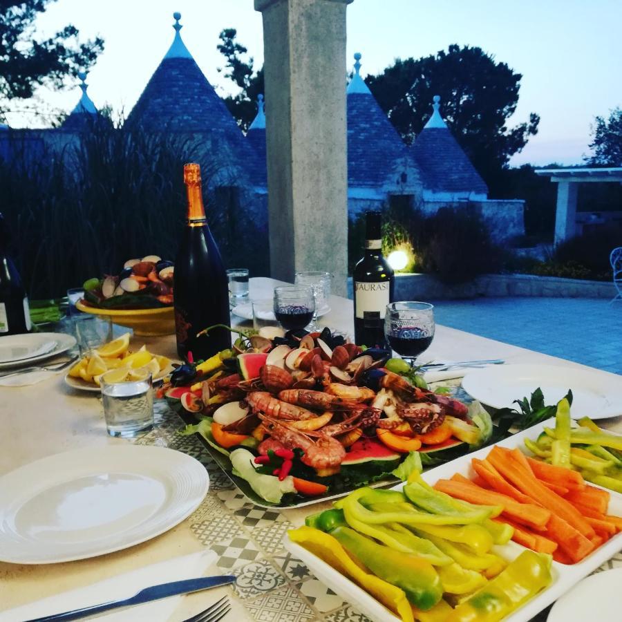 Trullo Bosco Libero Ostuniヴィラ エクステリア 写真